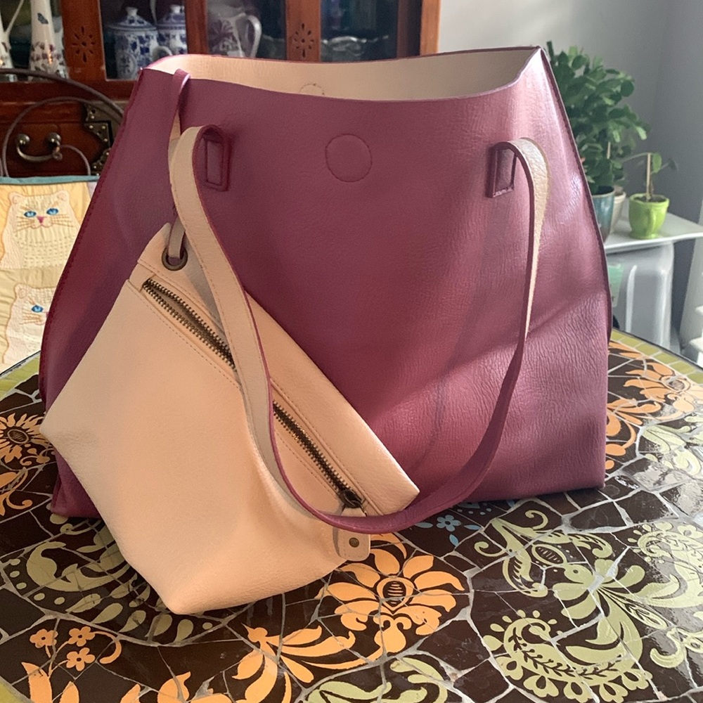 LARGE TOTE with Attached Zip Bag